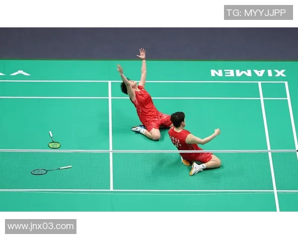 南京羽毛球队在世界杯积分榜上以70分稳居第一名展现强大实力